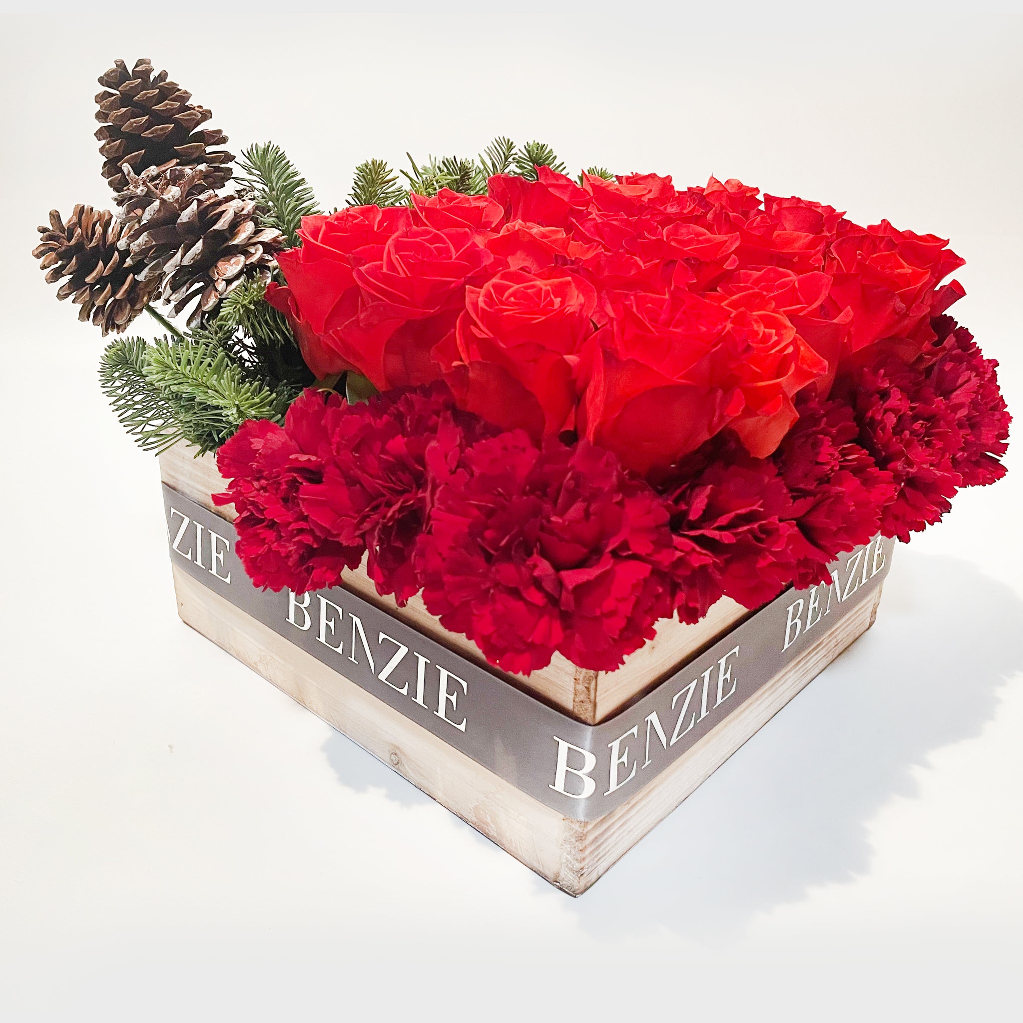 Signature Christmas Fresh Floral Gift - Benzie Gifts